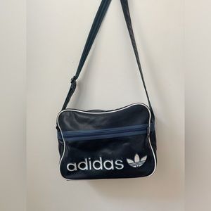Adidas 90’s Messenger Bag